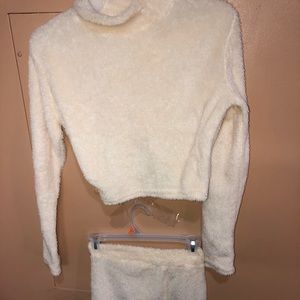 Cream Fur crop top skirt set